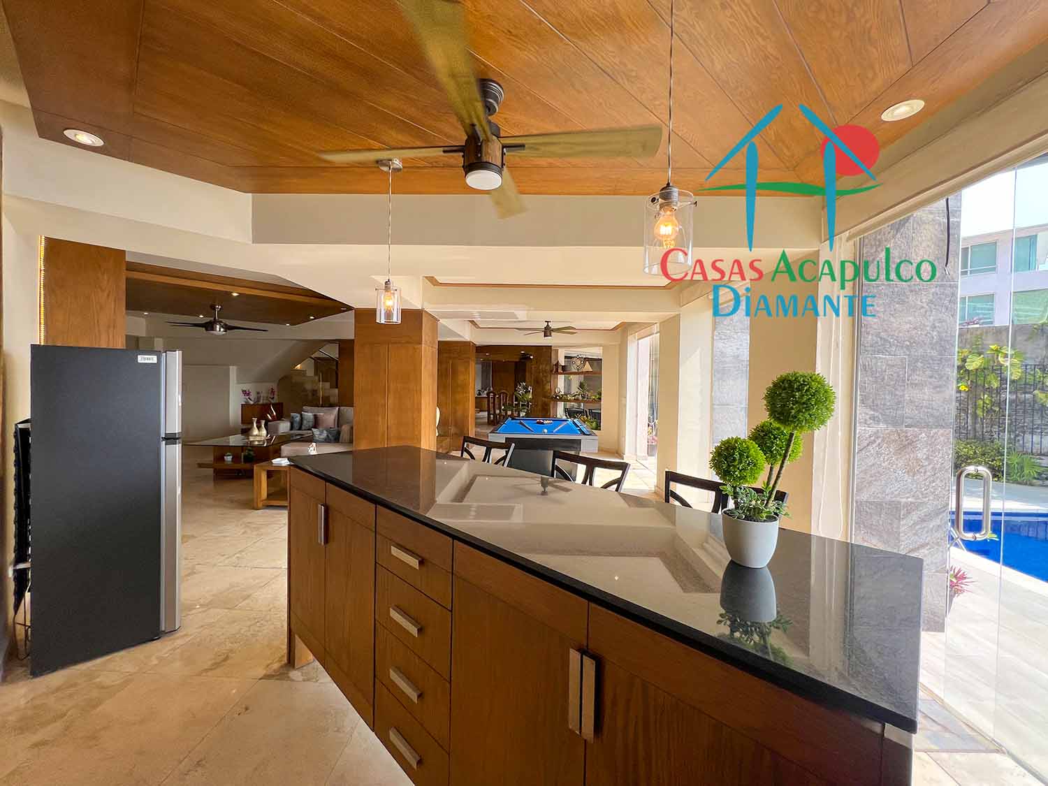 Joyas de Brisamar Vista de la Bruma 3 - Barra bar 4